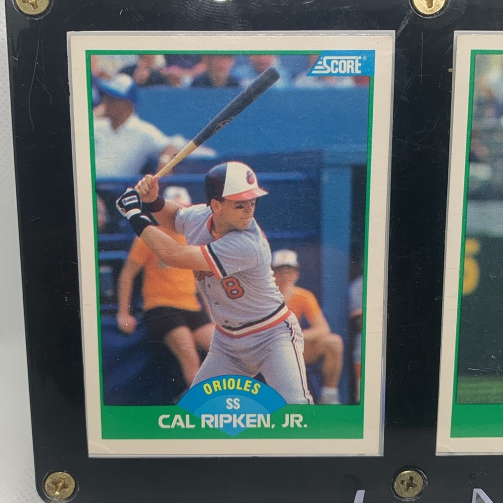 Cal Ripken Jr & Billy Ripken 1989 Topps MLB Cards Perfect Condition In Display! - Picture 2 of 6